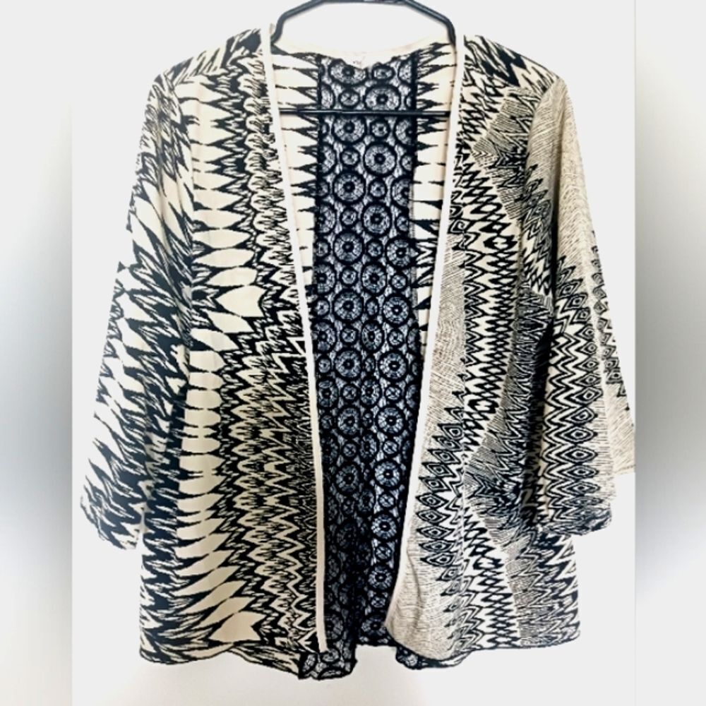 Anthrpologie Tea N Rose Kimono Women's Boho Open Front Top Cream/Black Sz S 0239